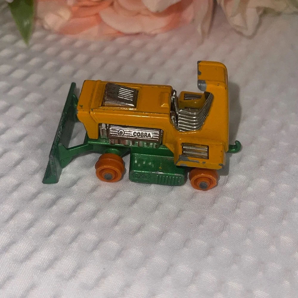 MATCHBOX SUPERFAST #12 BIG BULL HOT ROD BULLDOZER